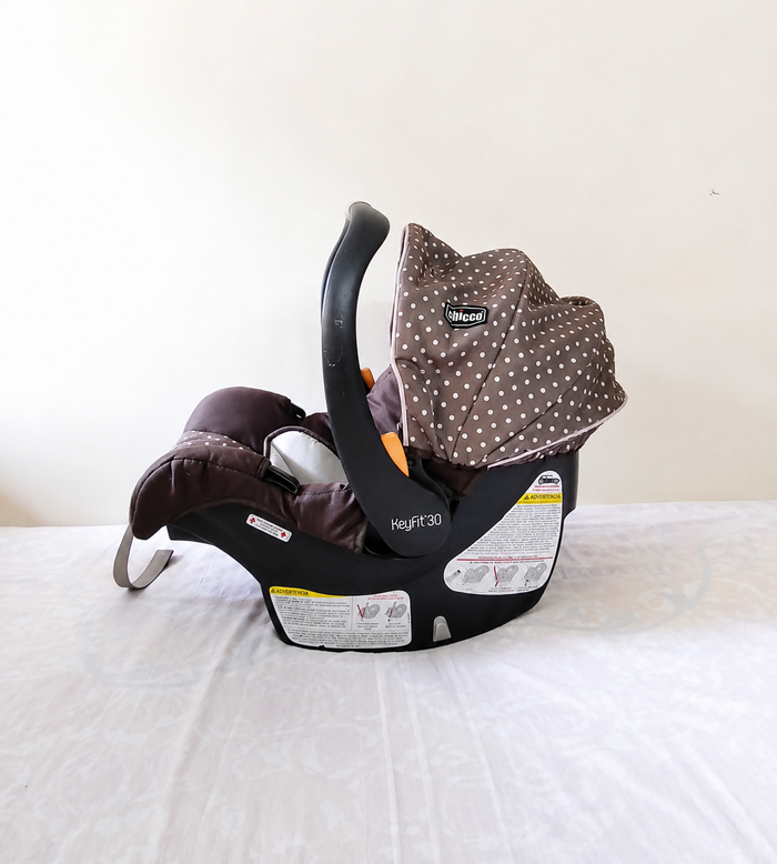 CHICCO KeyFit 30 Infant Car Seat Stay-in-Car Base 4-30lb B130