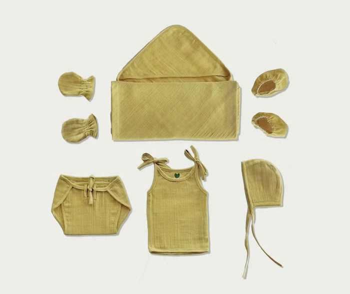 Muslin New Born set Organic Cotton, Colour with Herbal Extracts
