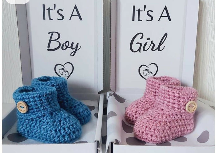 Baby Booties with Customised Printed Greeting Card – Adorable Gift Set for Newborns