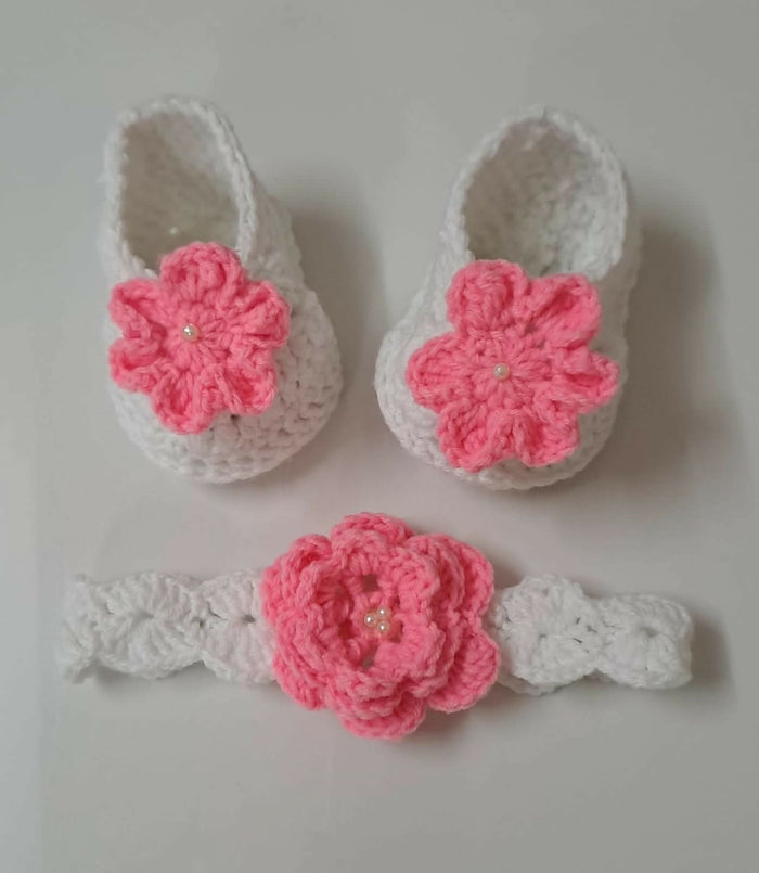 Shop our Baby Footwear with Matching Hairband set – the perfect combination of comfort, style, and charm for your little one's special moments.