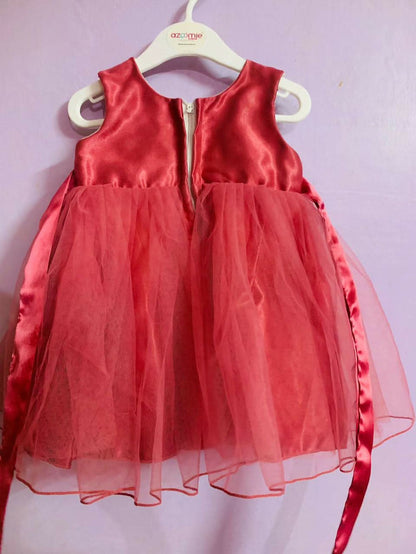 Adorn your baby girl in elegant comfort with our Baby Frock/Dress – featuring soft fabrics, delightful patterns, and easy dressing for any occasion.