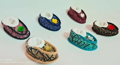 Baby Shoes in Soft Fabric – Gift Box (Set of 6)