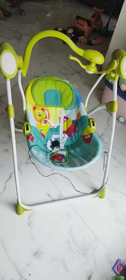 BABYHUG Gaiety Electronic Swing