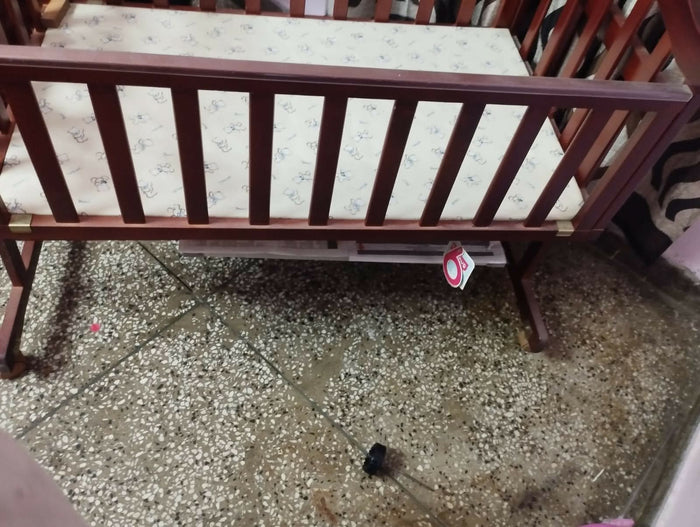 BABYHUG IONIA  Wooden Cradle