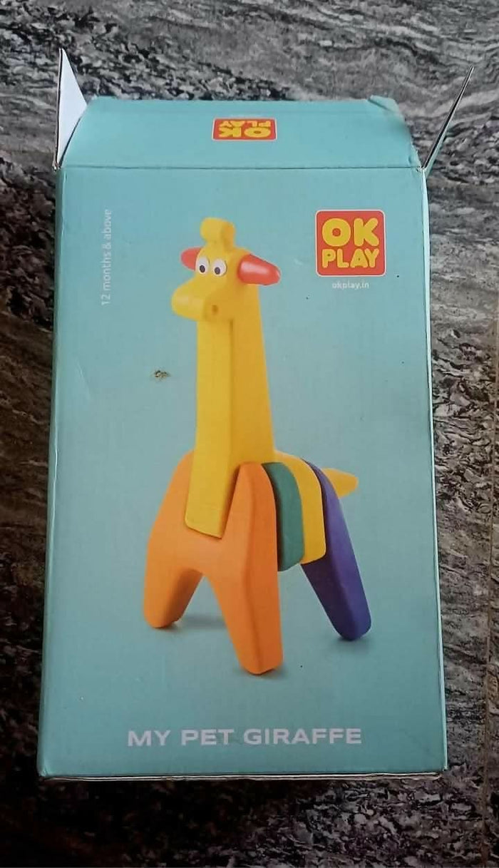 High-quality plastic Building Game featuring crocodile and giraffe designs, enhancing creativity and fine motor skills in children.