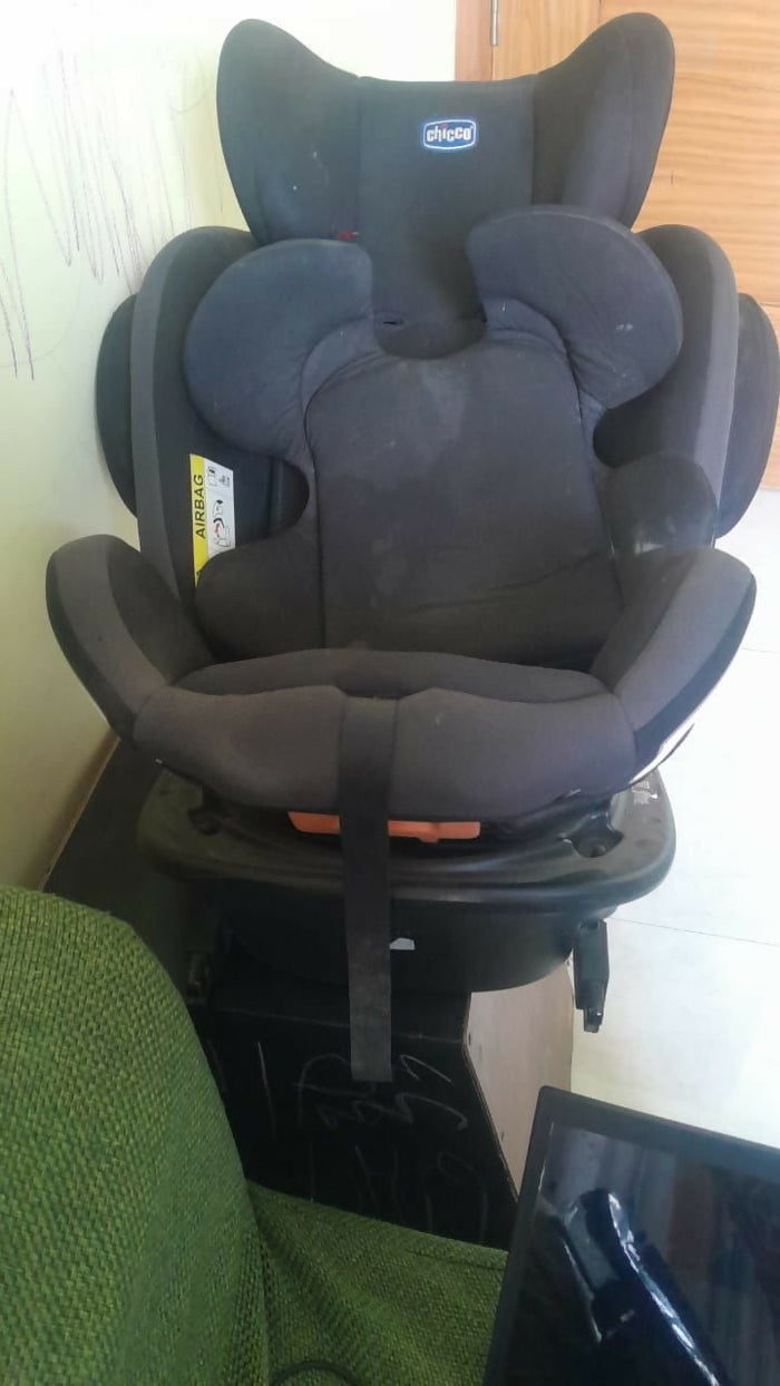 CHICCO Car Seat