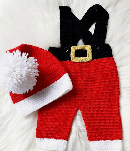 Cute cotton dungaree with matching cap for babies – soft, stylish, and comfortable.