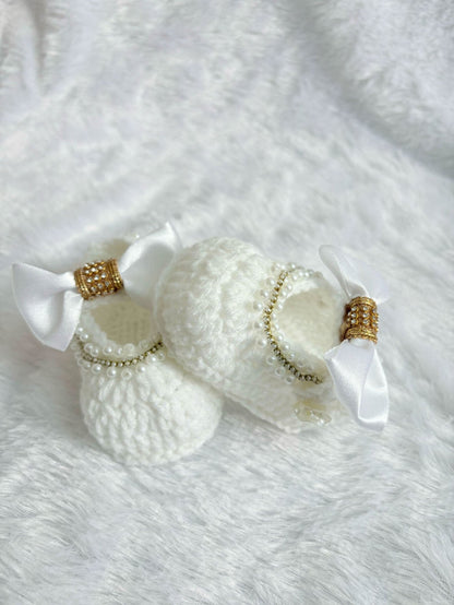Crochet baby girl booties/ Crochet handmade baby shoes