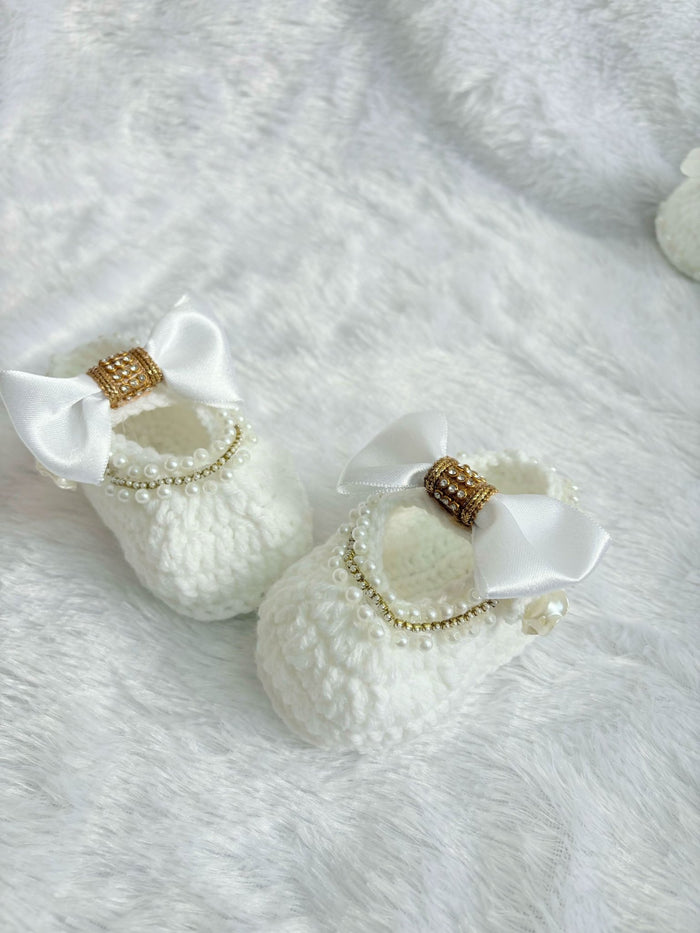 Crochet baby girl booties/ Crochet handmade baby shoes