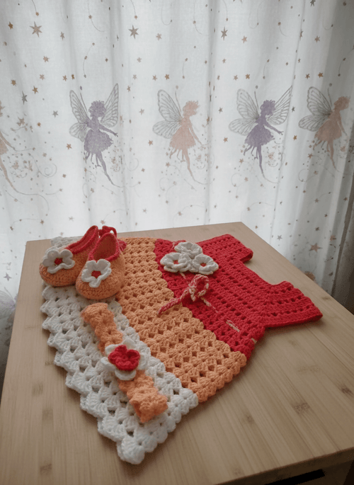 Crochet frock for girls