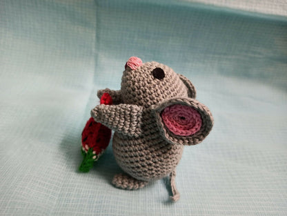 Crochet mouse