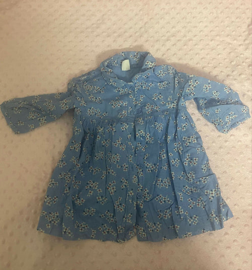 Wrap your little one in comfort and cuteness with the GAP Baby Top for Baby Girls - perfect for every precious moment!