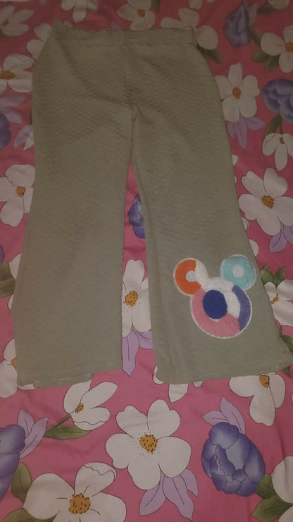 Comfortable and stylish girls pant and shorts set for everyday wear.