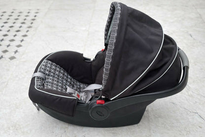 GRACO SnugRide Click Connect 35 Infant Car Seat