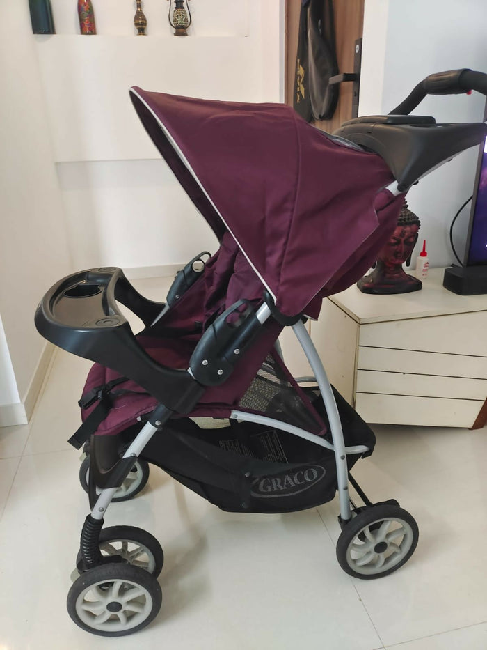GRACO baby stroller, GRACO pram for baby, travel-friendly stroller, lightweight baby pram, newborn stroller GRACO, comfortable baby stroller