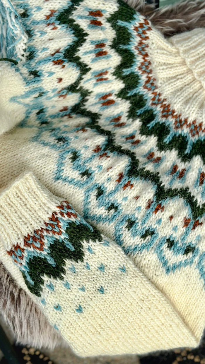 Halti - Knitted Sweater Pattern