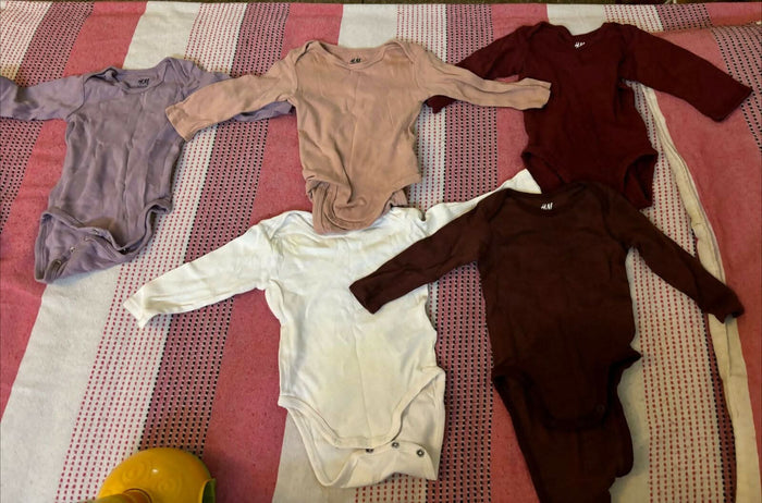 H&M Bodysuits for Baby - Set of 5 - PyaraBaby