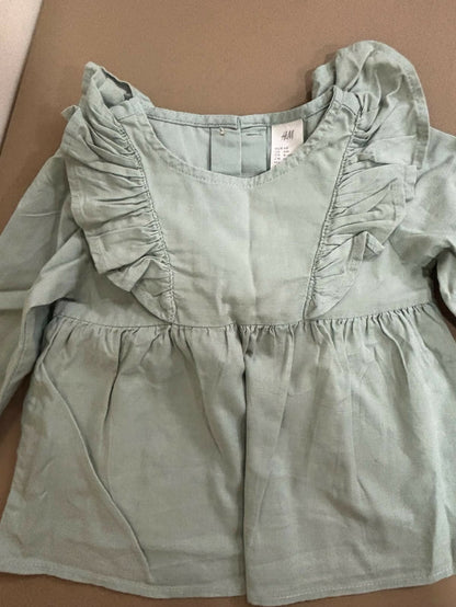 H&M cotton blouse and legging set featuring soft breathable fabric, comfortable fit, coordinated design, and everyday style for babies, toddlers, and young children.