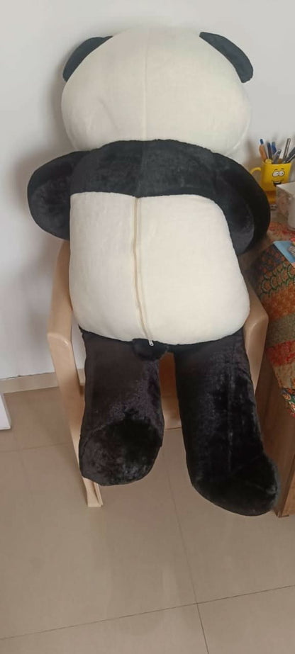 Hug'n'Feel® 5 Feet Big Teddy Panda with Heart – Soft, Cuddly Giant Panda Plush Toy for Gifting and Cuddles!