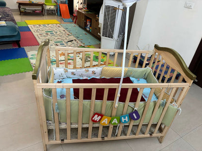 HUNY HUNY  15 In 1  Cot / Crib / With Mattress & Mosquito Net