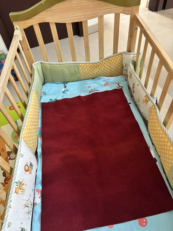 HUNY HUNY  15 In 1  Cot / Crib / With Mattress & Mosquito Net