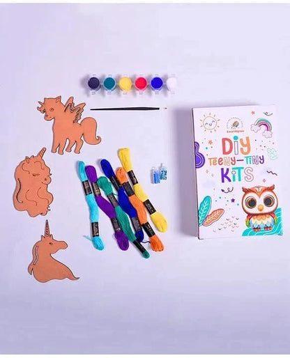 ilearnngrow Teeny Tiny DIY Unicorn Thread Kit