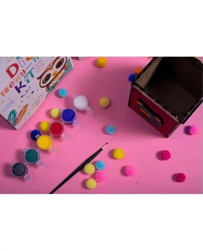 ilearnngrow Teeny Tiny Pen Stand