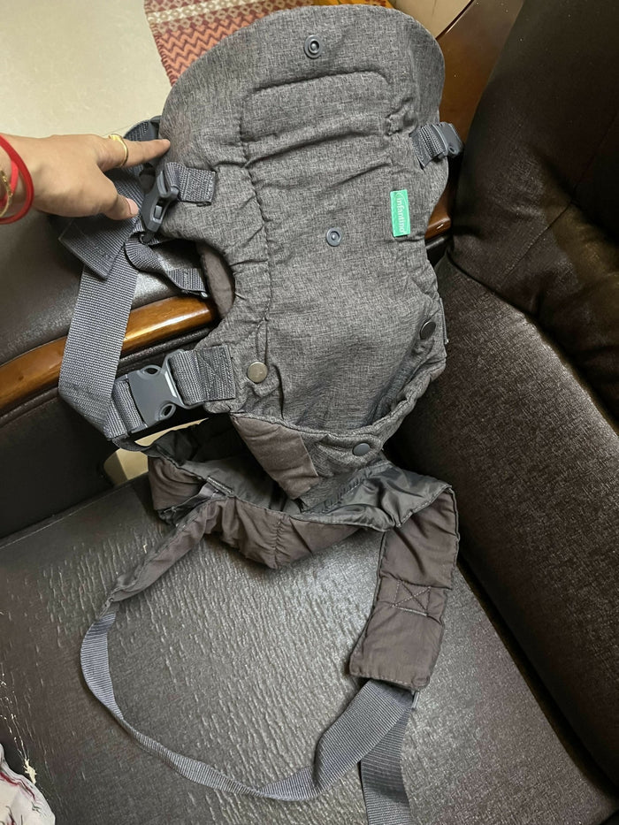 INFANTINO 4 in 1  Convertible Baby Carrier