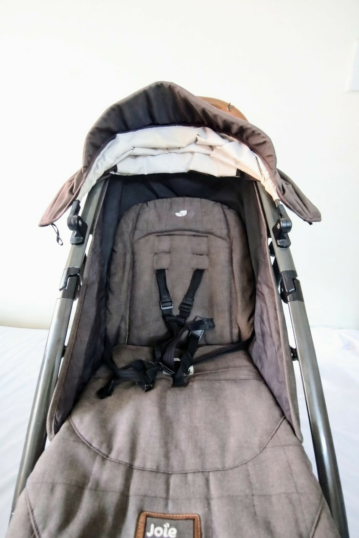 JOIE Premium Baby Stroller Lightweight Foldable 5-Point Harness B010