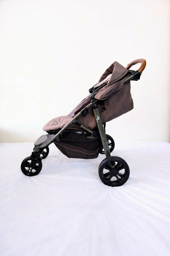 JOIE Premium Baby Stroller Lightweight Foldable 5-Point Harness B010