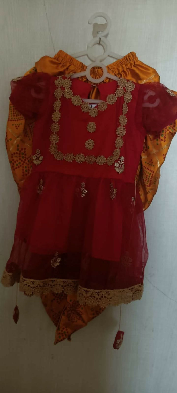 Dress your baby girl in style with our fashionable Kurta and Dhoti Set, designed for comfort and cuteness.