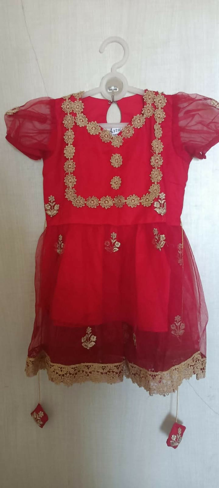 Dress your baby girl in style with our fashionable Kurta and Dhoti Set, designed for comfort and cuteness.