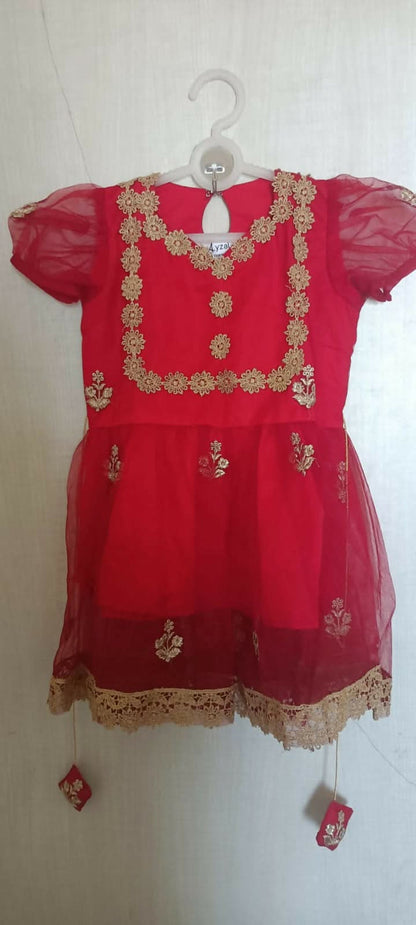Dress your baby girl in style with our fashionable Kurta and Dhoti Set, designed for comfort and cuteness.