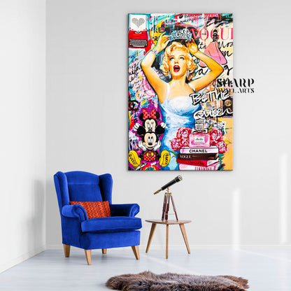 Marilyn Monroe Queen Canvas Wall Art