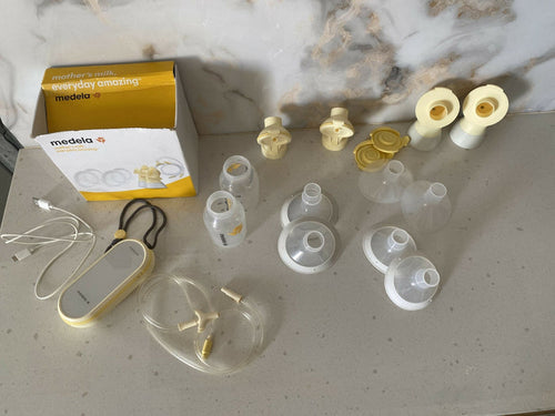 MEDELA  Freestyle Breast Pump (Automatic)