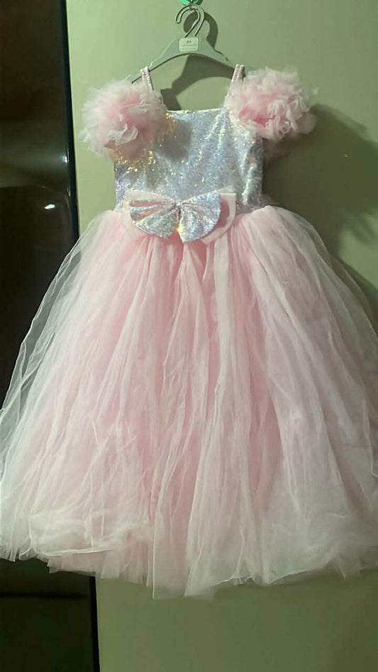Dress your little princess in the MUMKINS Party Gown for Baby Girl—a glamorous and enchanting ensemble that combines comfort and sophistication for your precious bundle of joy.