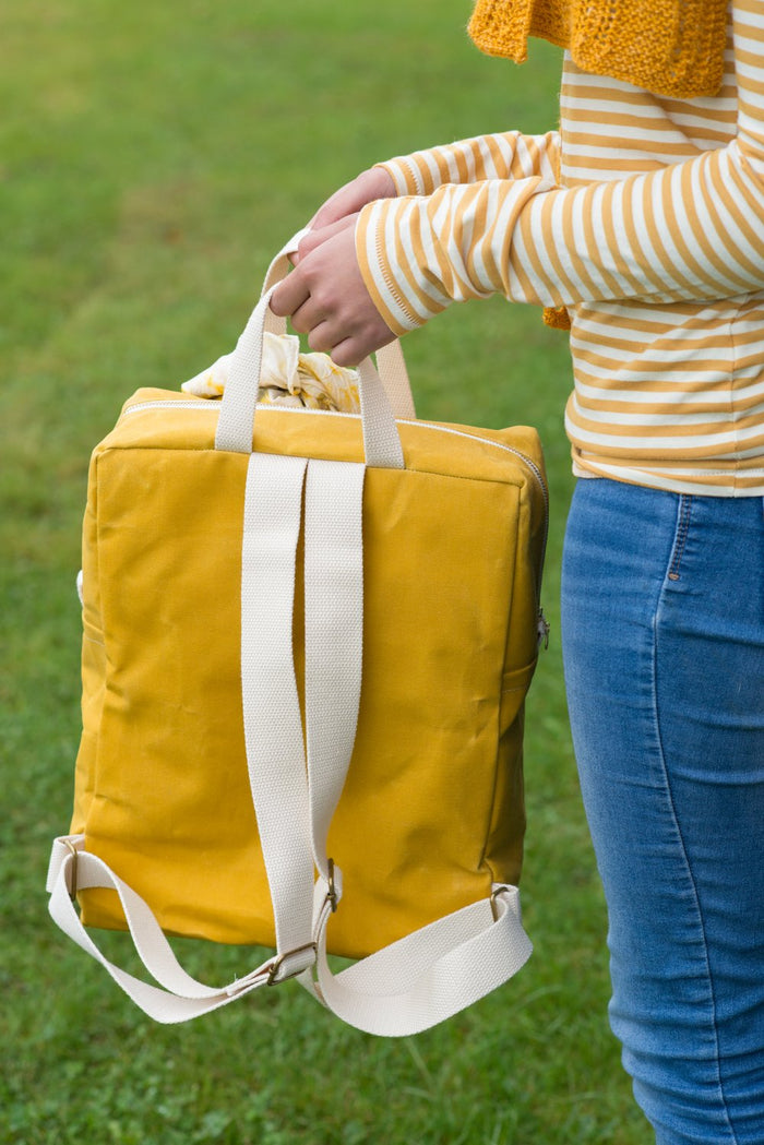 Noodlehead Making Backpack Pattern