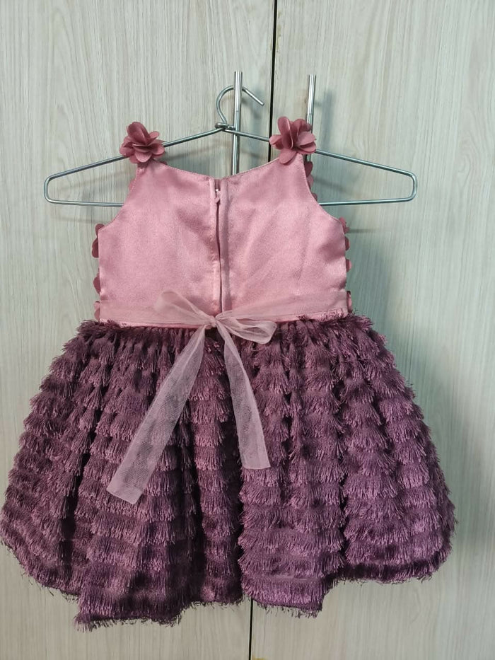 Elevate your baby girl's party look with our stunning Partywear Dresses/Frocks, designed for elegance and charm at every special occasion.