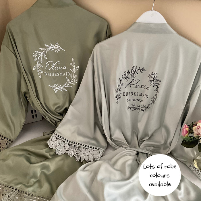 Personalised Wreath Lace Bridesmaid Robe | Custom Bridal Party Gift