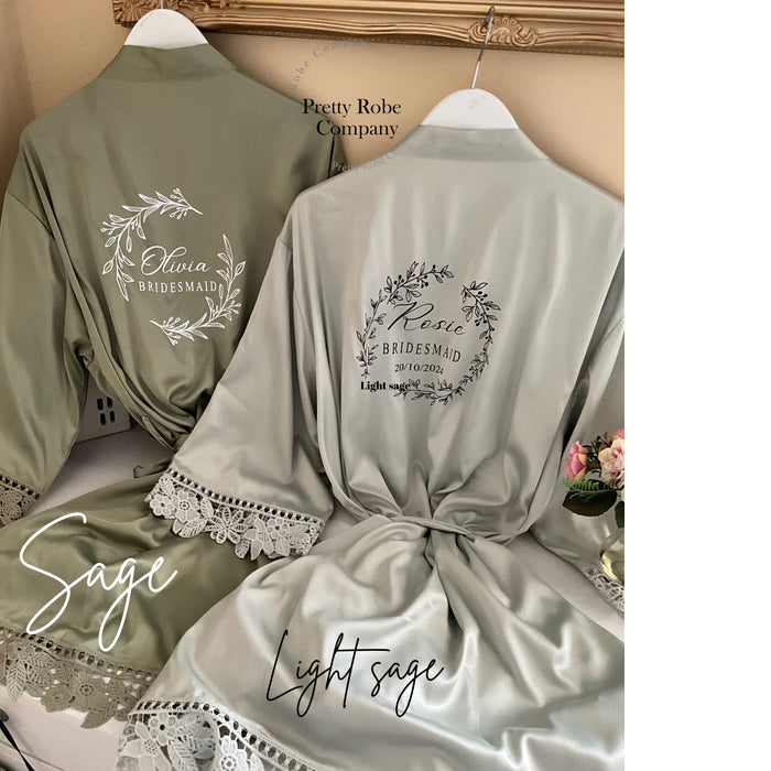 Personalised Wreath Lace Bridesmaid Robe | Custom Bridal Party Gift