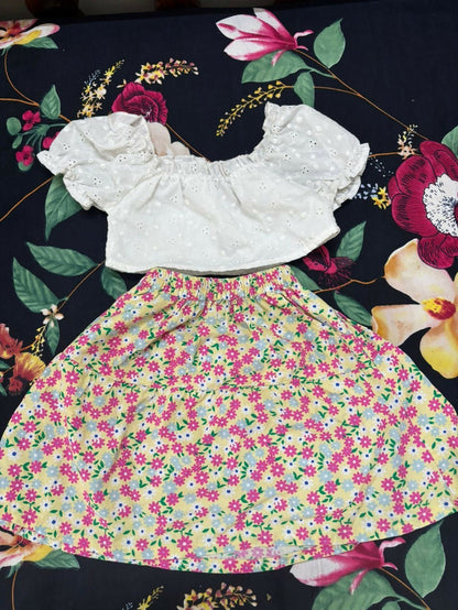 Puffed Sleeve Combo of Skirt and Top