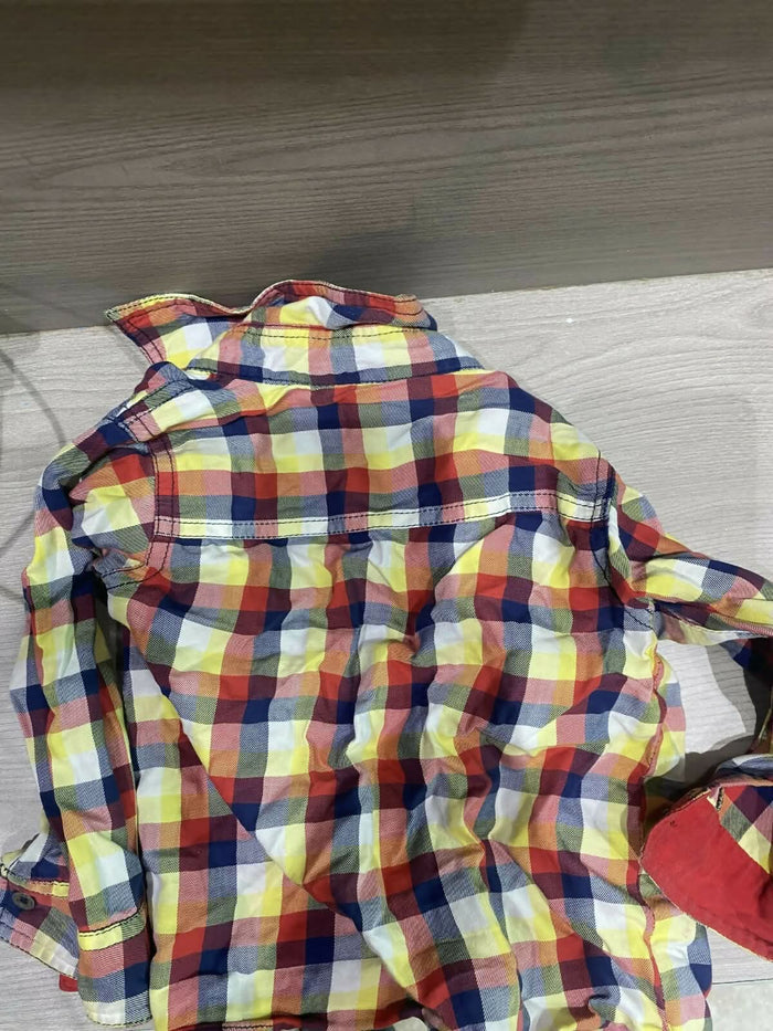 Comfortable and stylish boy’s shirt – perfect for school, play, or casual outings.