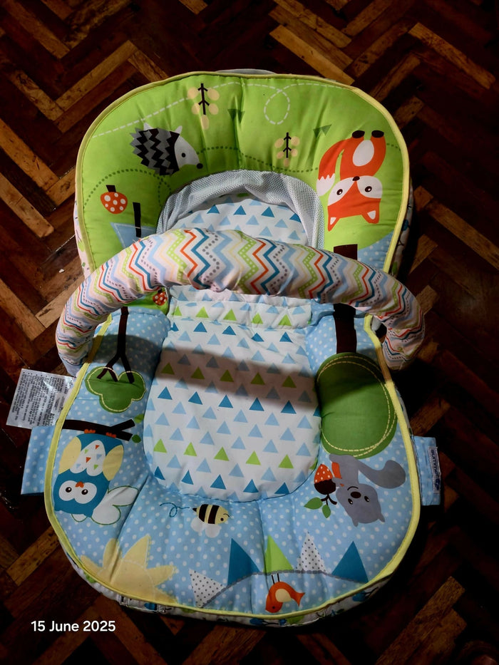 Baby laid back lounger
