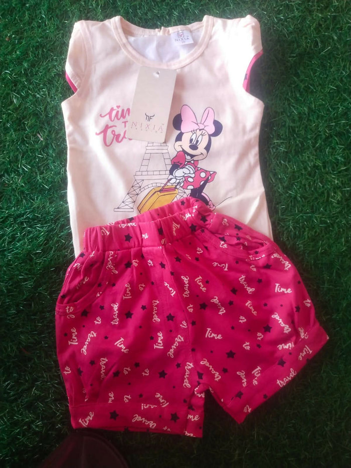Cute and comfortable, this T-shirt with shorts set for baby girls features adorable prints and breathable fabric, perfect for play and casual outings.