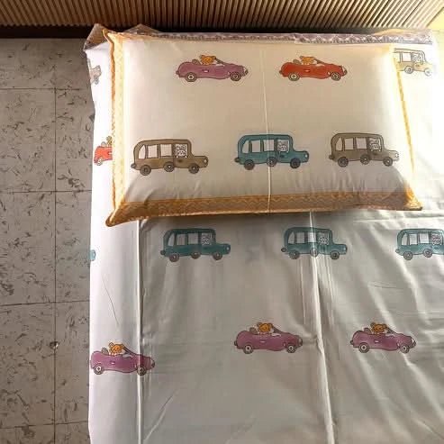 White kids bedsheet – soft, fun, and perfect for a cozy and cheerful bedroom.