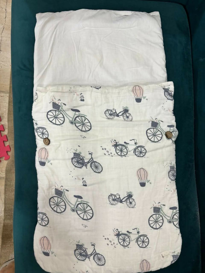 ZOEY muslin cotton carrier nest/sleeping bag – soft, breathable & convertible for newborns up to 6 months.